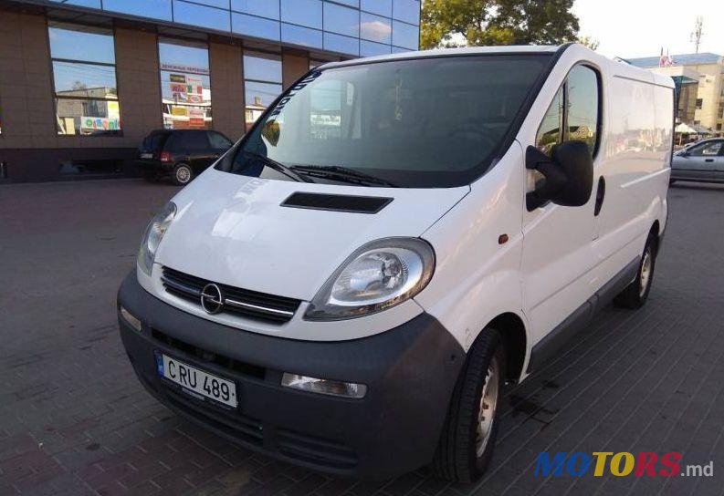 2006' Opel Vivaro photo #1