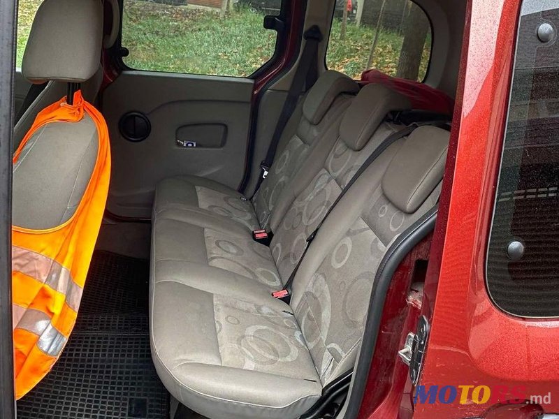 2009' Renault Kangoo photo #5
