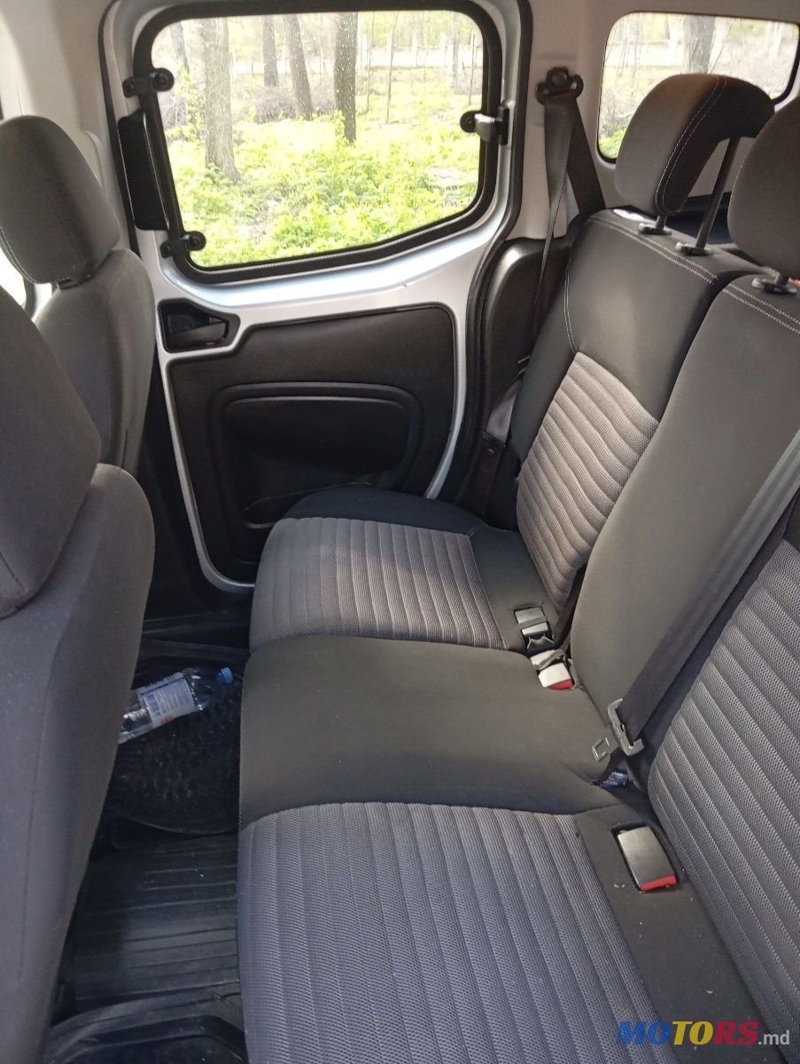 2018' Fiat Qubo photo #2