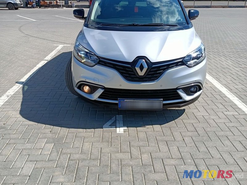 2017' Renault Grand Scenic photo #1