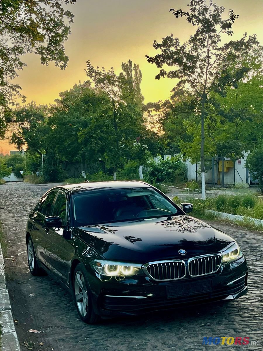 2018' BMW 5 Series photo #1