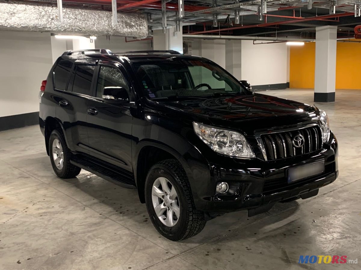 2013' Toyota Land Cruiser Prado photo #4
