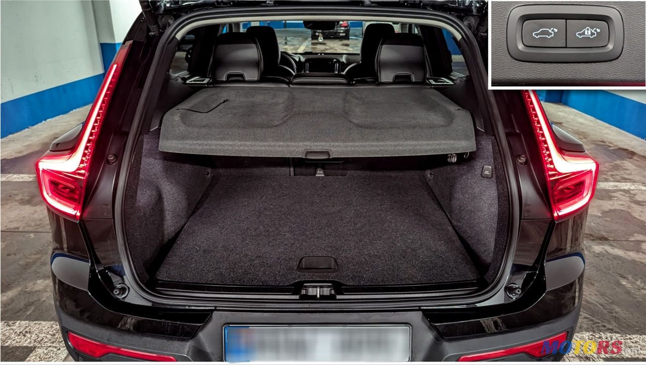 2022' Volvo XC40 photo #3