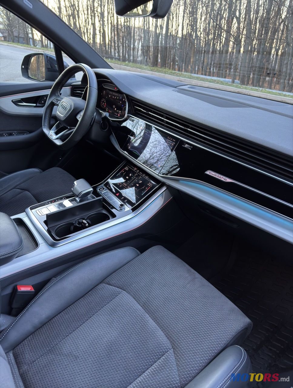 2020' Audi Q7 photo #4