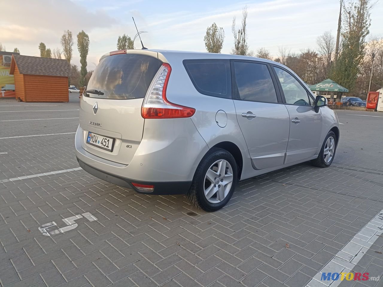 2014' Renault Grand Scenic photo #4