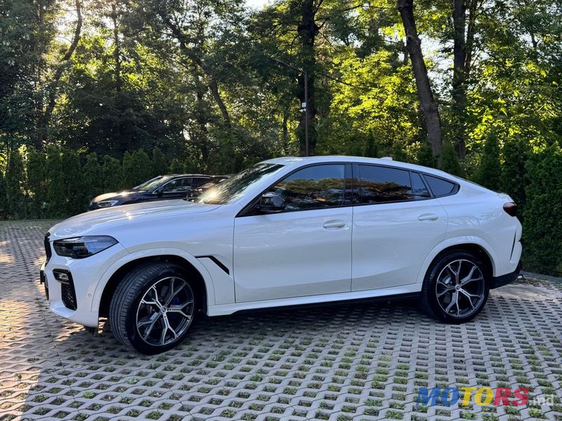 2021' BMW X6 photo #3