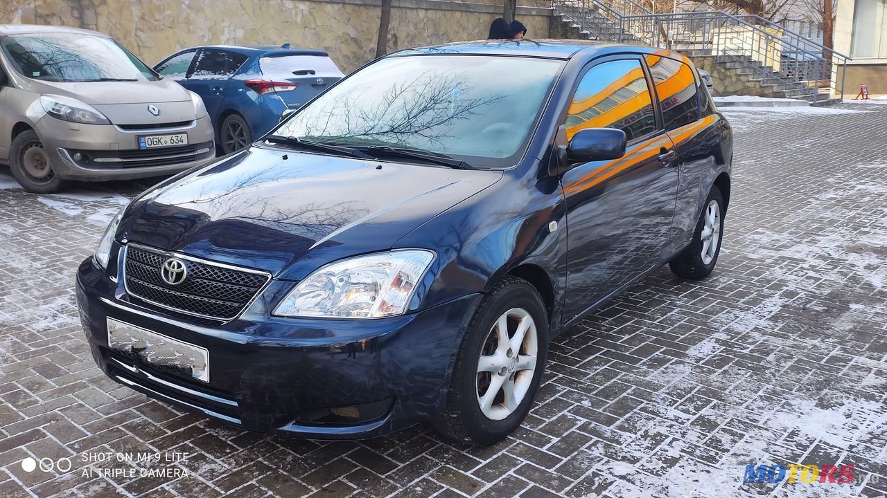 2003' Toyota Corolla photo #2