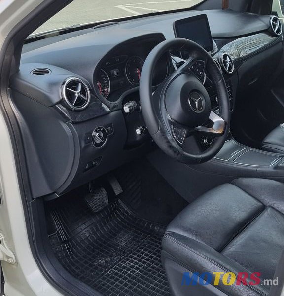 2016' Mercedes-Benz B Класс photo #2