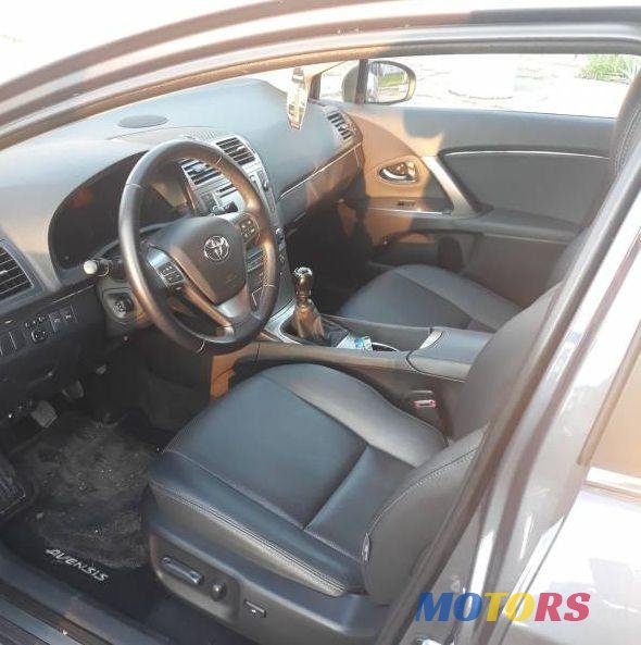 2014' Toyota Avensis photo #1