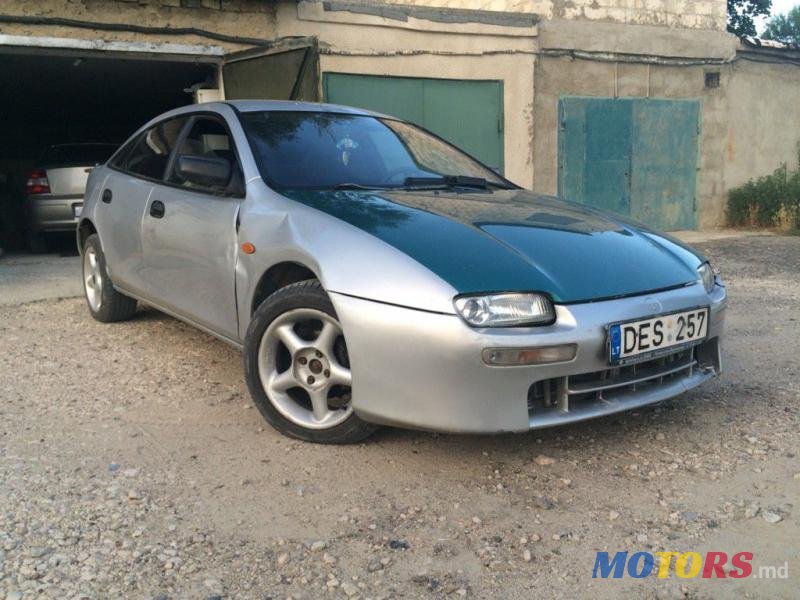 1997' Mazda 323 photo #1