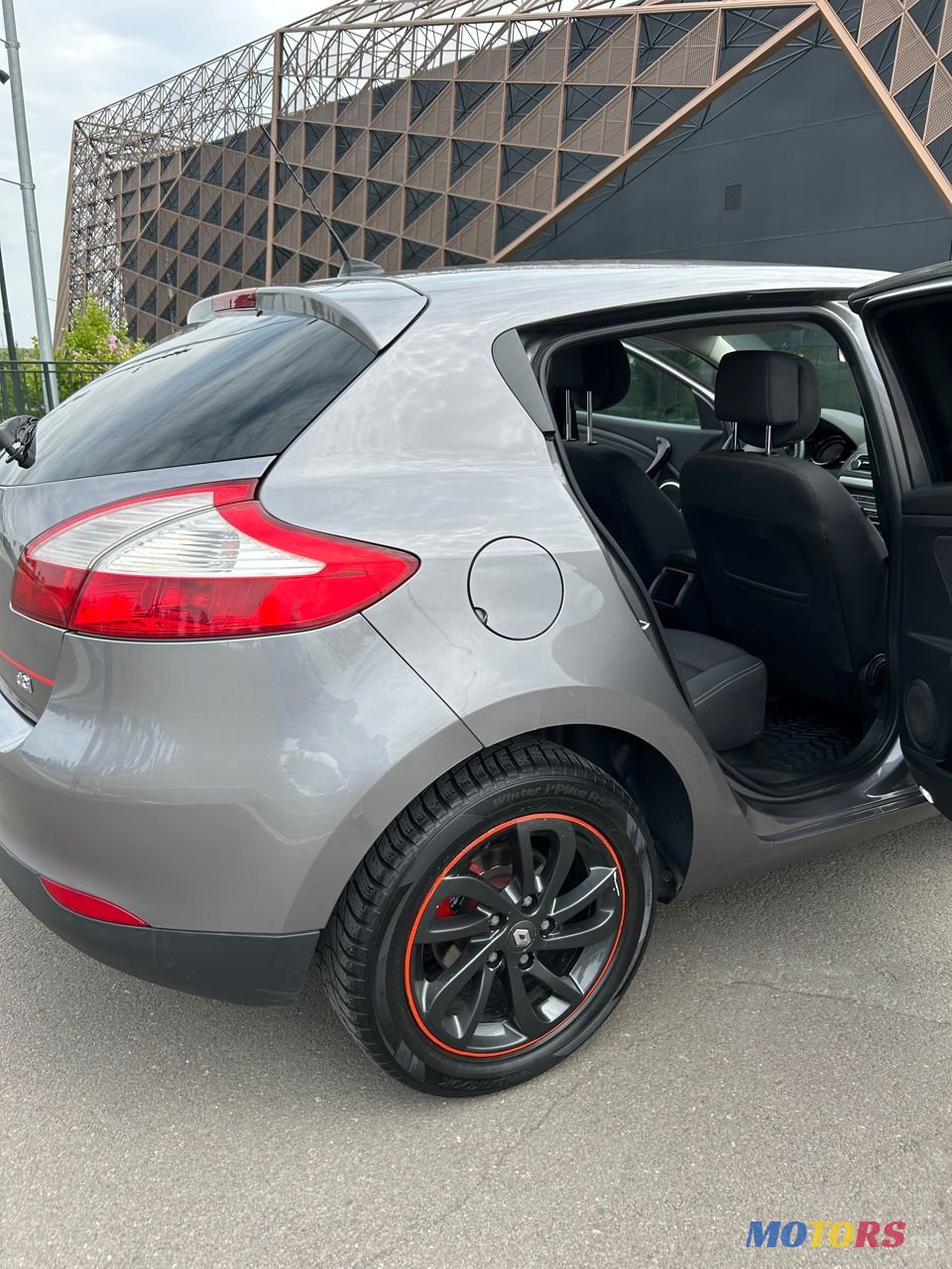 2010' Renault Megane photo #6