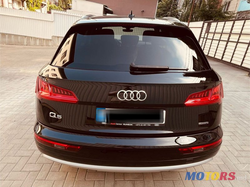 2019' Audi Q5 photo #4
