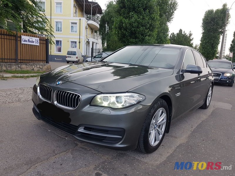 2014' BMW 5 Series photo #1