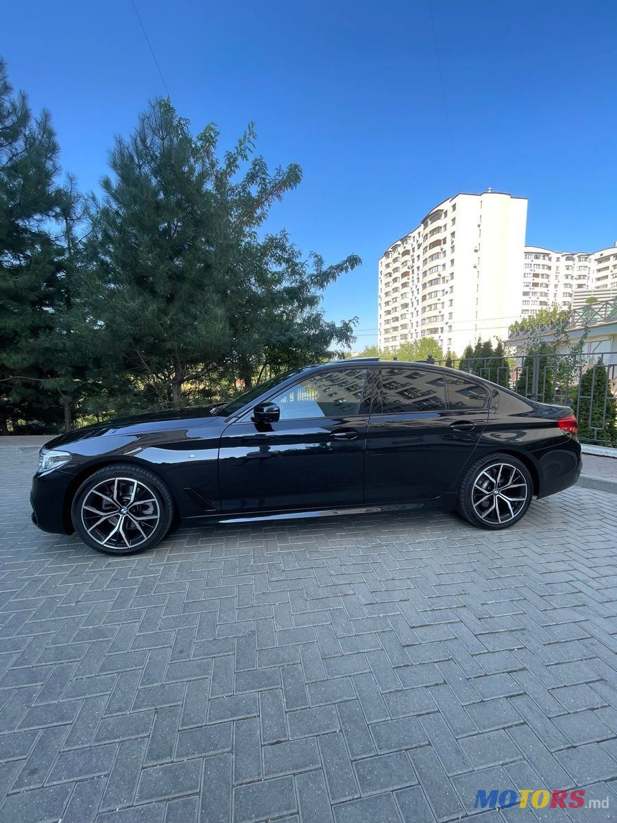 2019' BMW 5 Series photo #3
