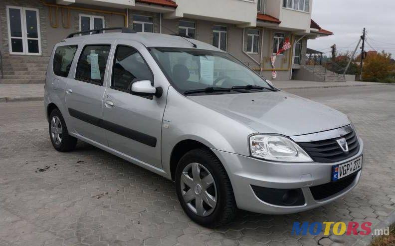 2009' Dacia Logan Mcv photo #3