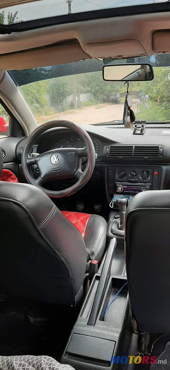 1997' Volkswagen Passat photo #5