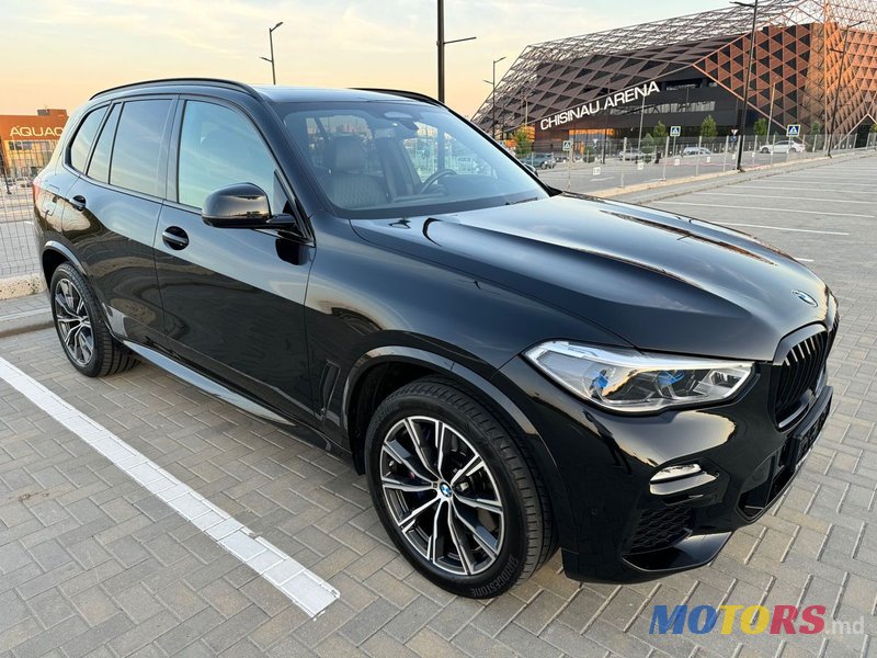 2020' BMW X5 photo #1