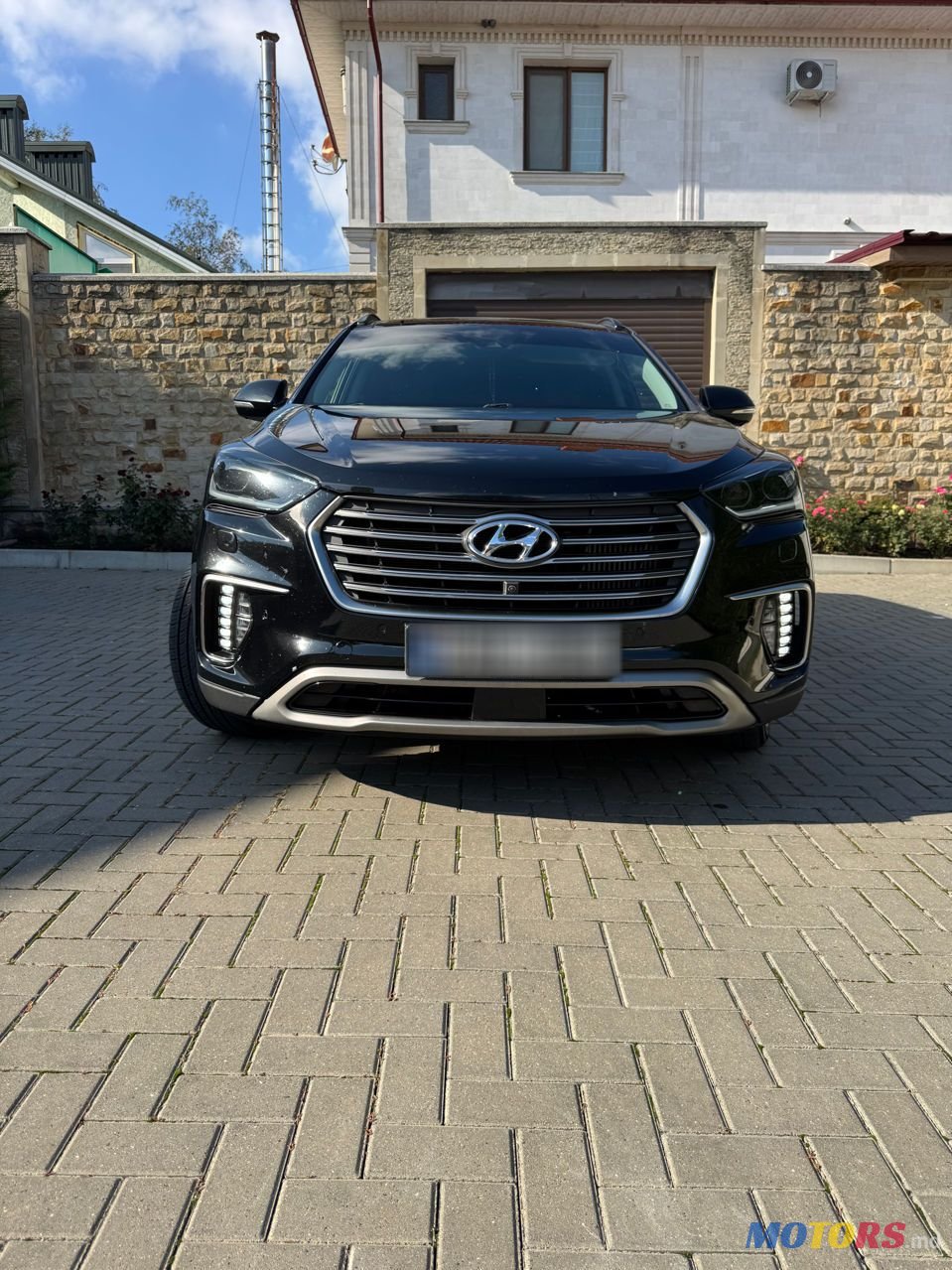 2018' Hyundai Santa Fe photo #4
