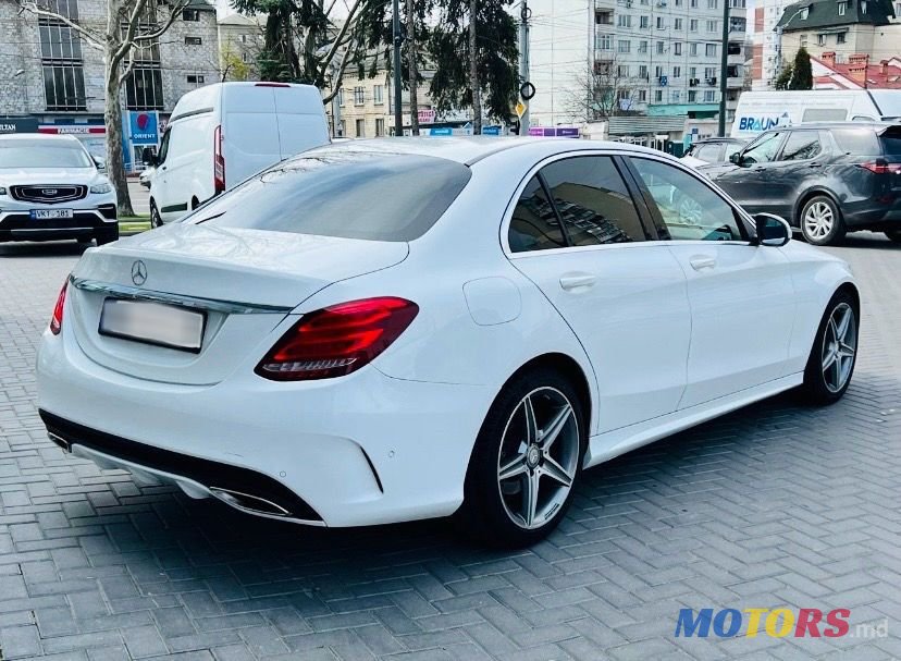 2014' Mercedes-Benz C-Class photo #2