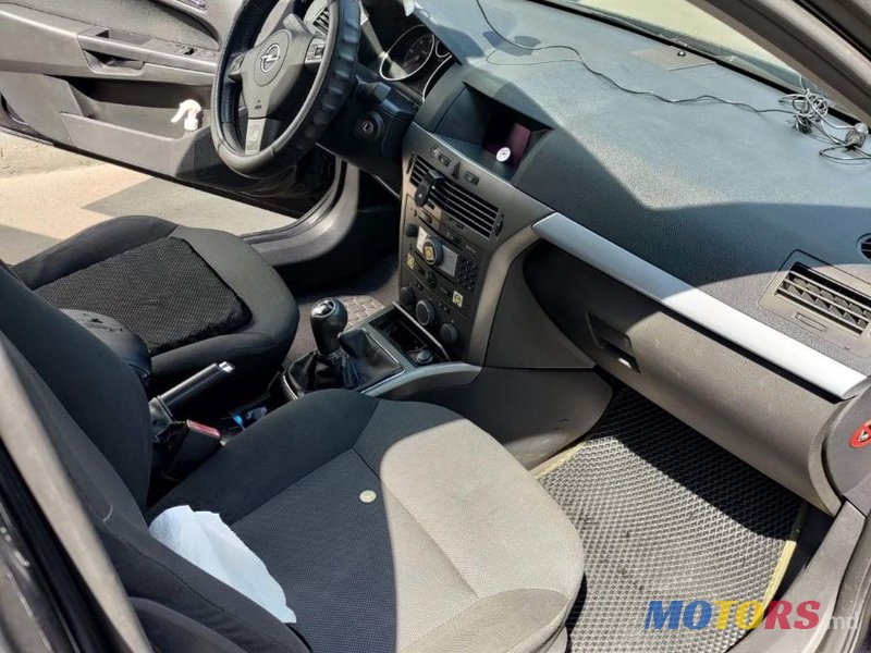 2006' Opel Antara photo #1