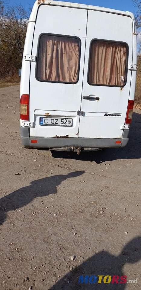 2000' Mercedes-Benz Sprinter photo #3