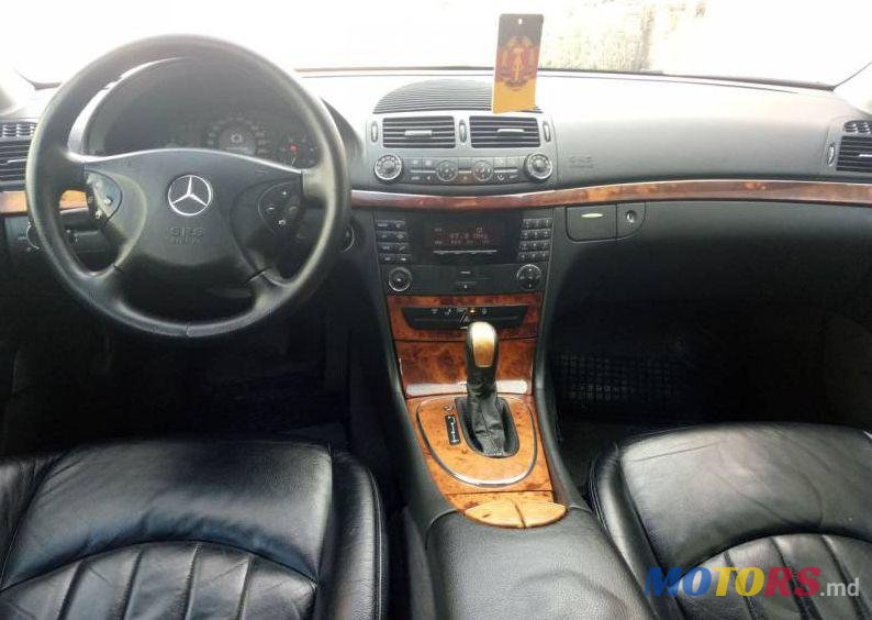 2003' Mercedes-Benz E photo #1