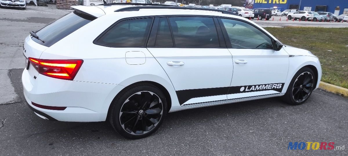 2019' Skoda Superb photo #3