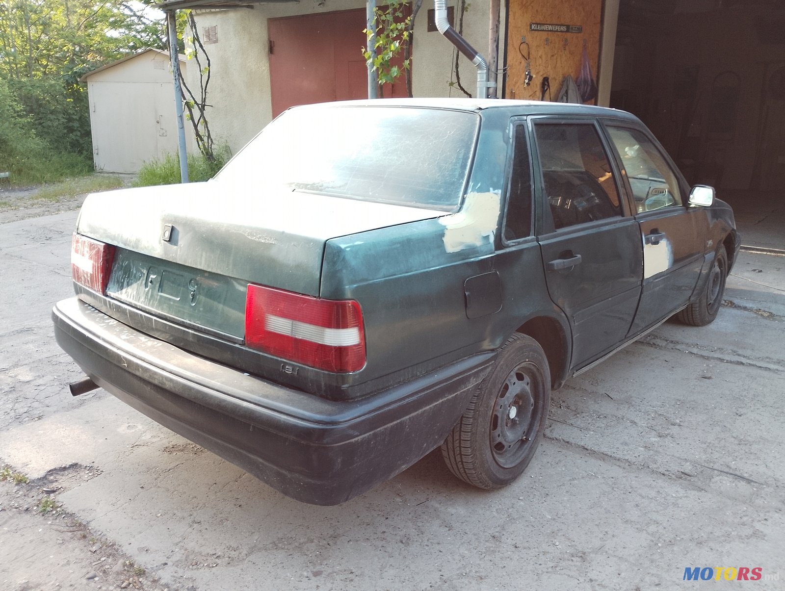 1992' Volvo 440 photo #1