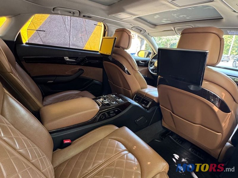 2017' Audi A8 photo #5