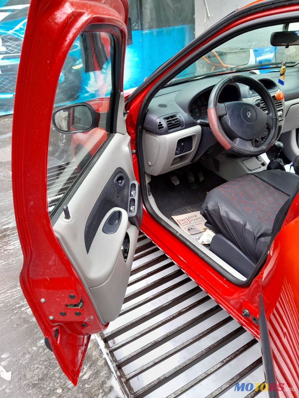 2003' Renault Thalia photo #6