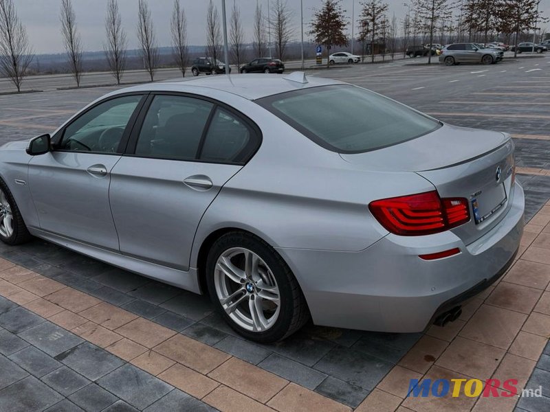 2013' BMW 5 Series photo #3