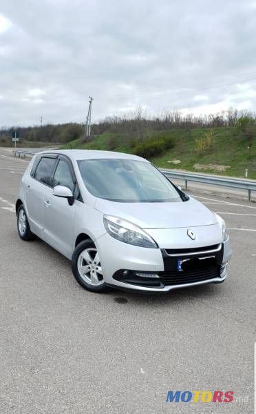 2012' Renault Scenic photo #1