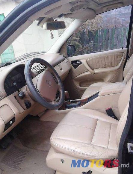 2003' Mercedes-Benz Ml photo #2