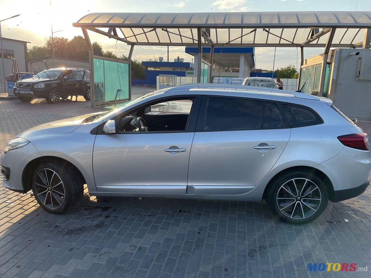2014' Renault Megane photo #6