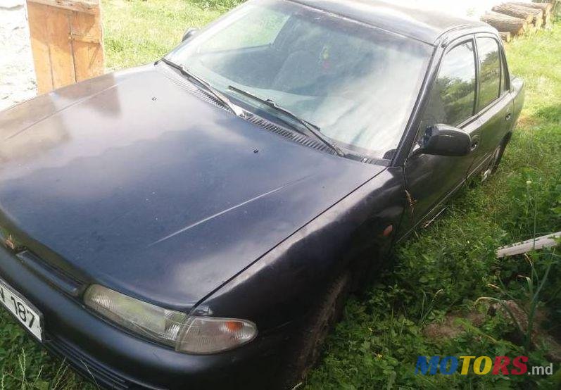 1995' Mitsubishi Lancer photo #1