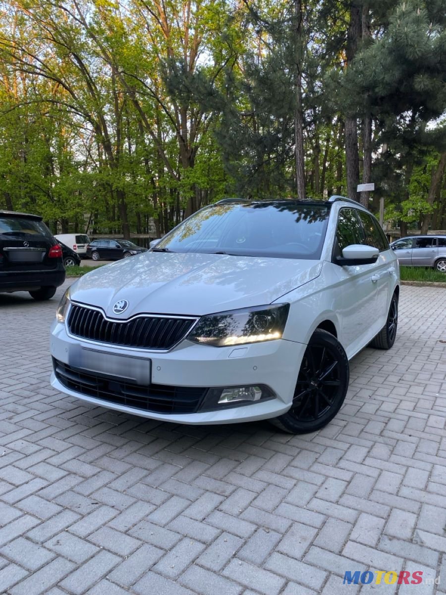 2016' Skoda Fabia photo #1
