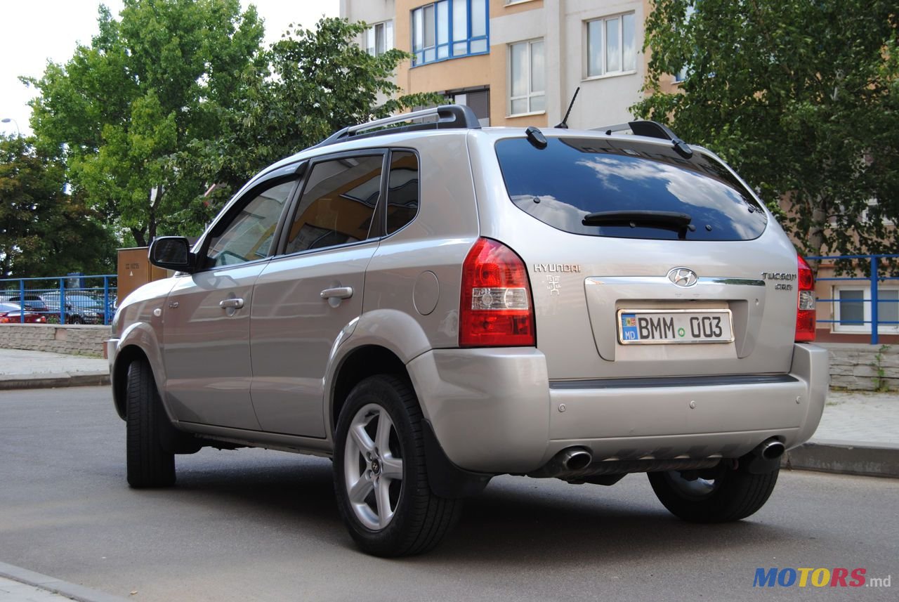 2008' Hyundai Tucson photo #3