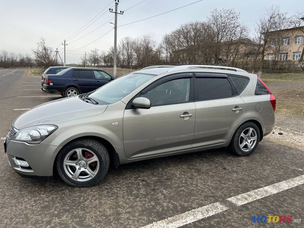 2011' Kia Ceed Sw photo #3