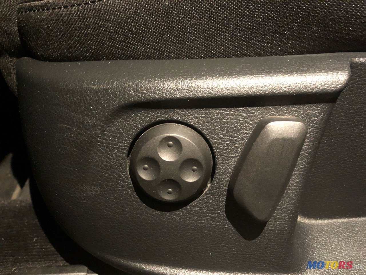 2013' Volkswagen Passat CC photo #7