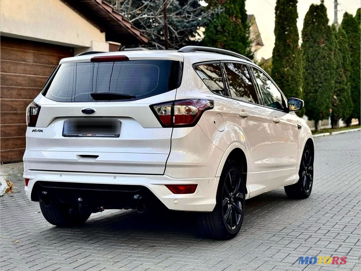 2017' Ford Kuga photo #2