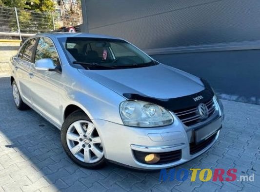 2008' Volkswagen Jetta photo #2