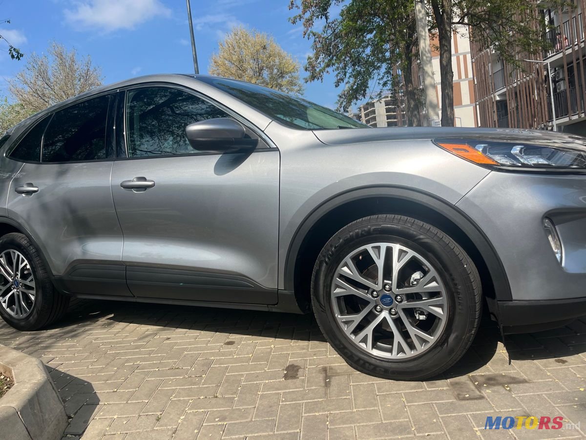2022' Ford Escape photo #5