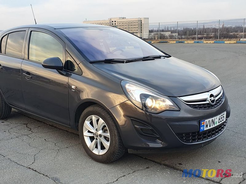 2014' Opel Corsa photo #1