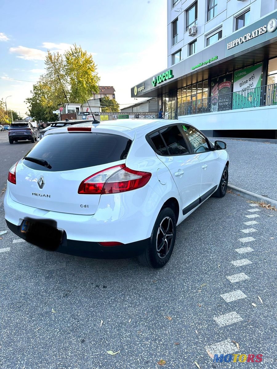 2014' Renault Megane photo #5