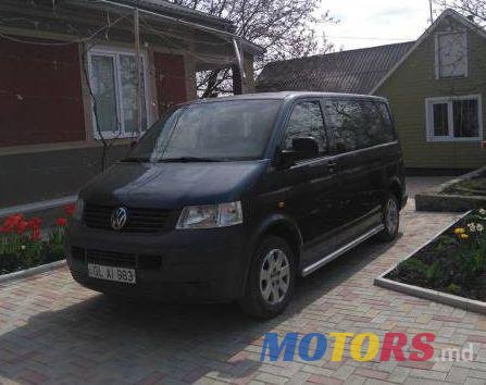 2004' Volkswagen Transporter photo #1