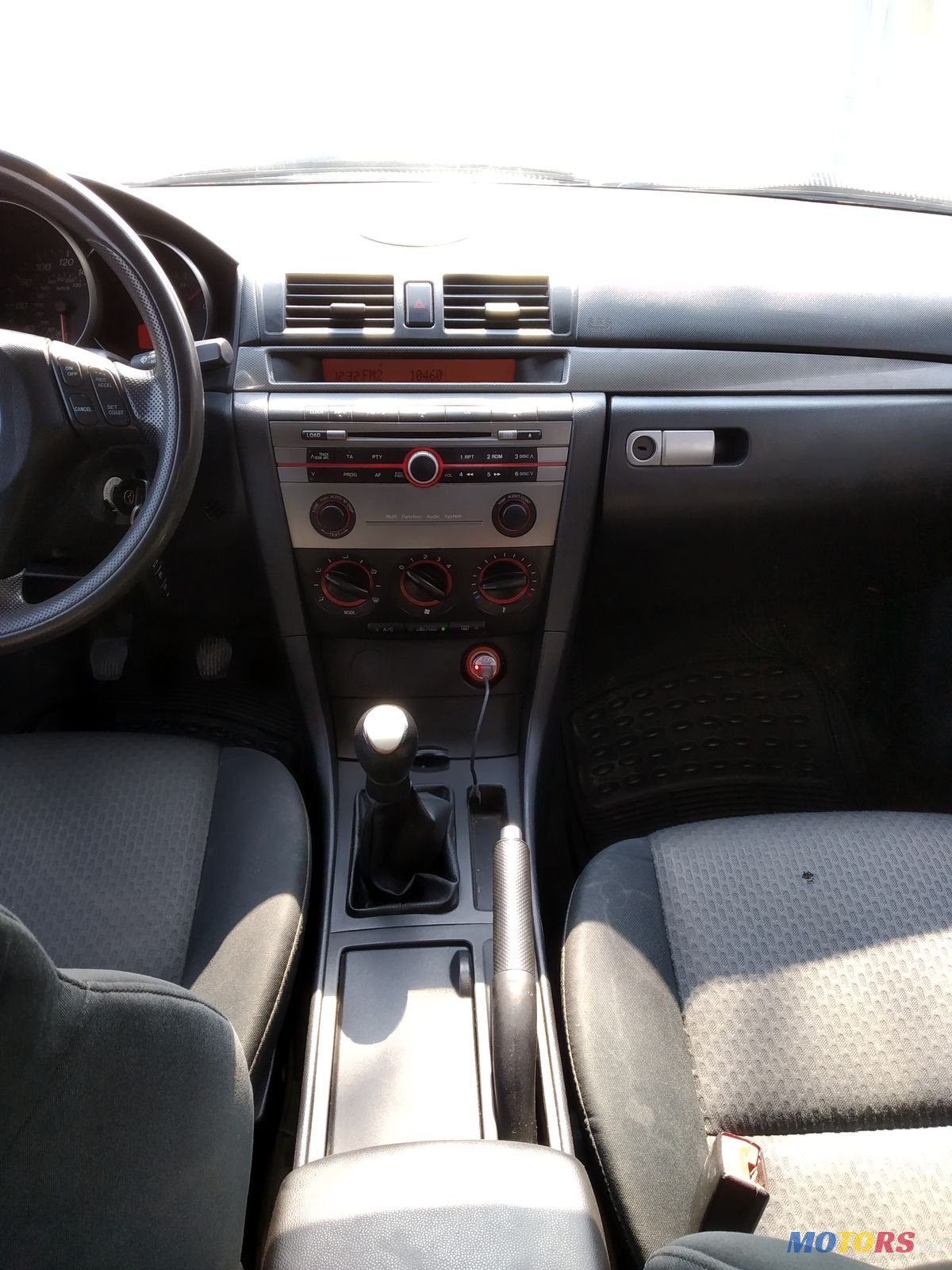 2004' Mazda 3 photo #2