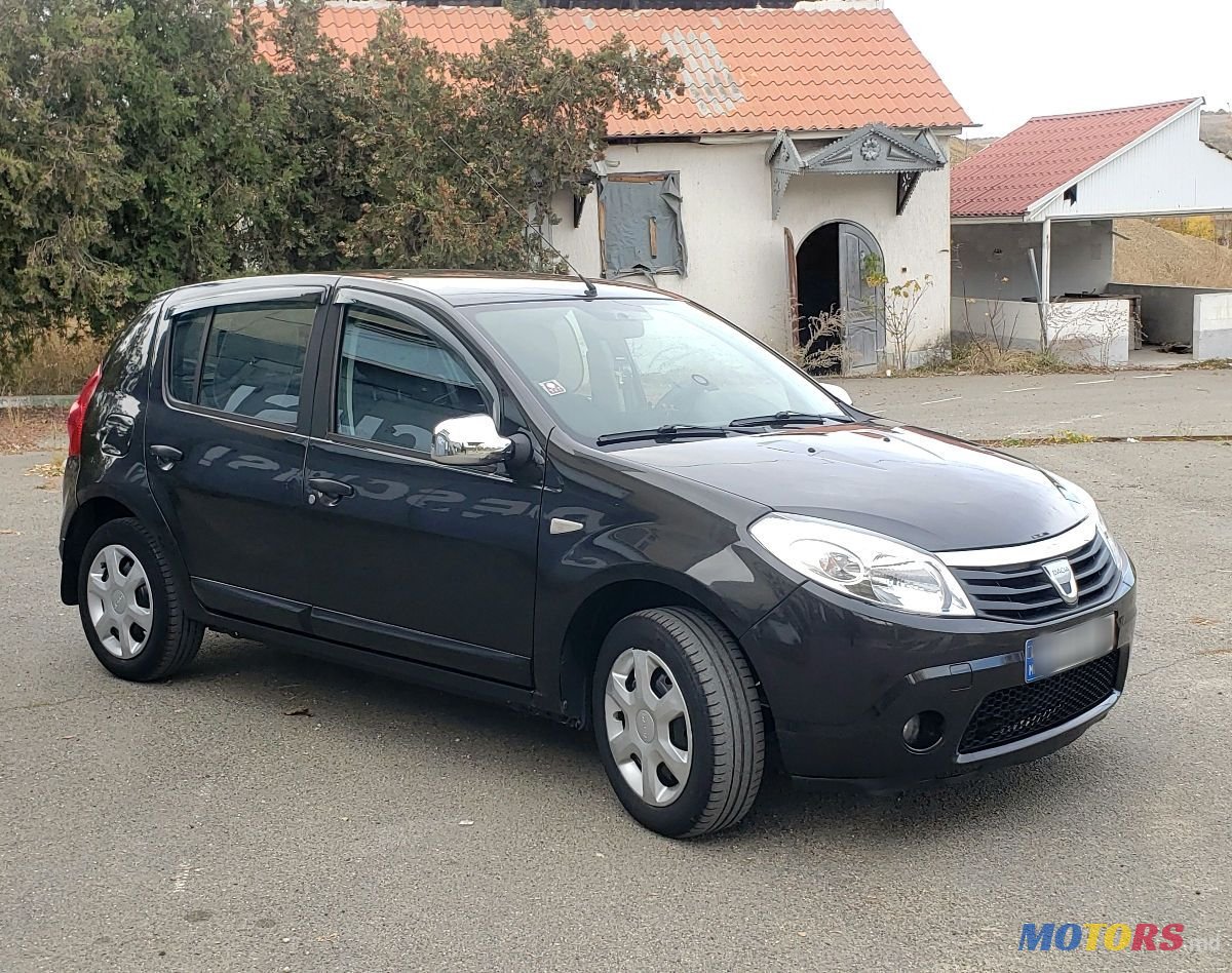 2010' Dacia Sandero photo #4