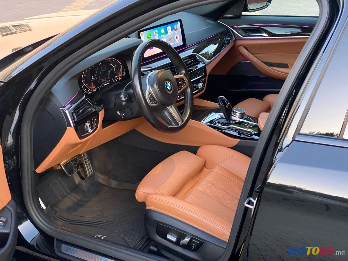 2020' BMW 5 Series photo #4