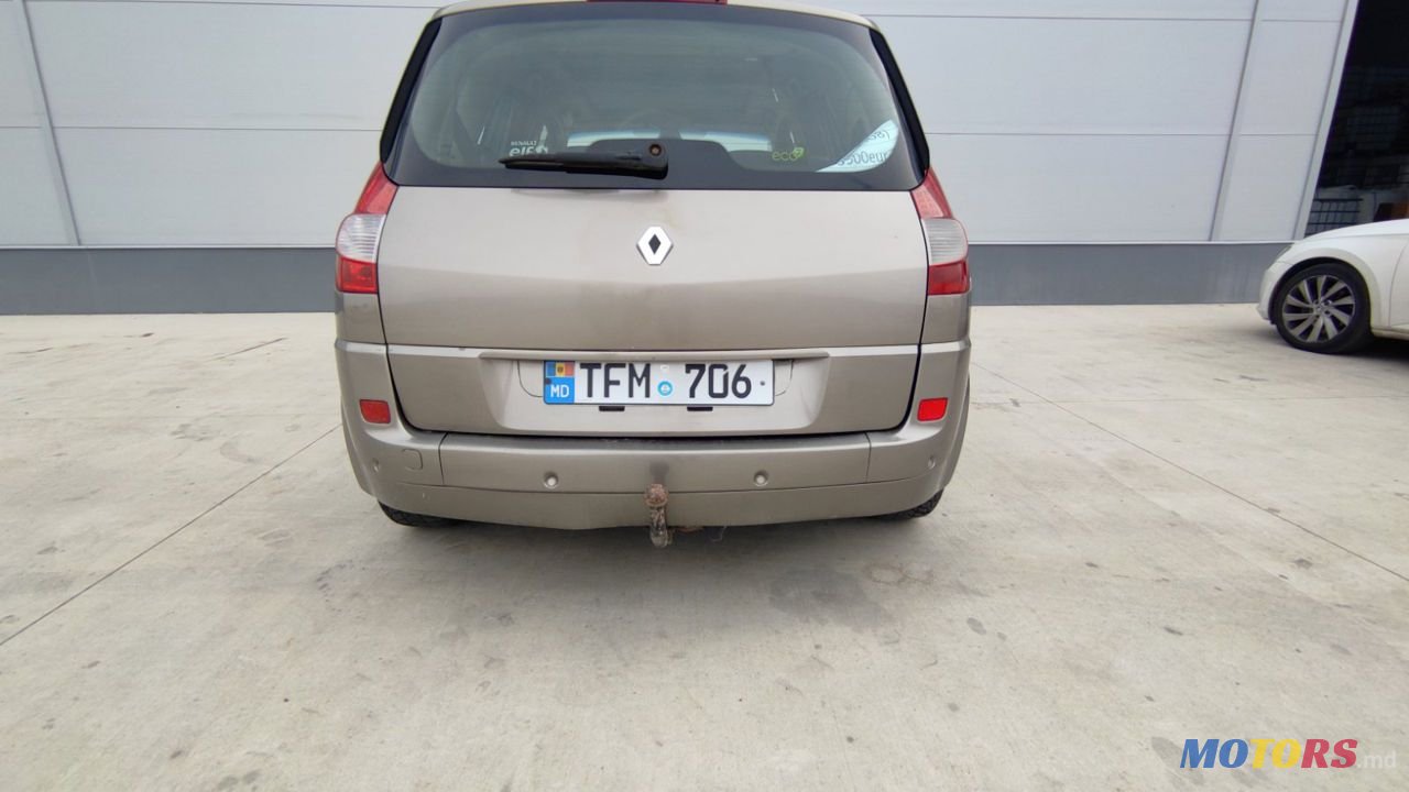 2007' Renault Scenic photo #5