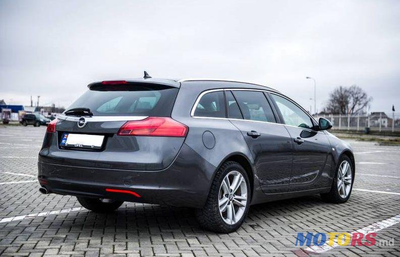2009' Opel Insignia photo #2